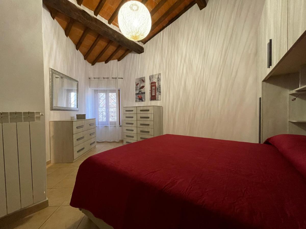 Villa La Casa In Castello Ambra Esterno foto