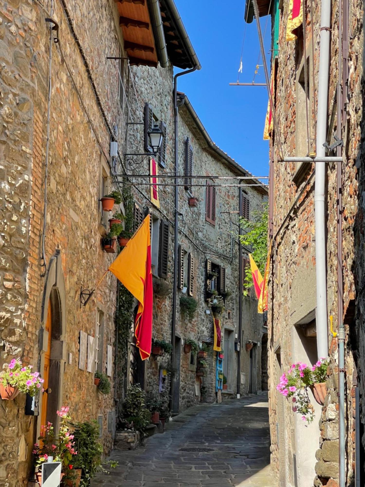 Villa La Casa In Castello Ambra Esterno foto